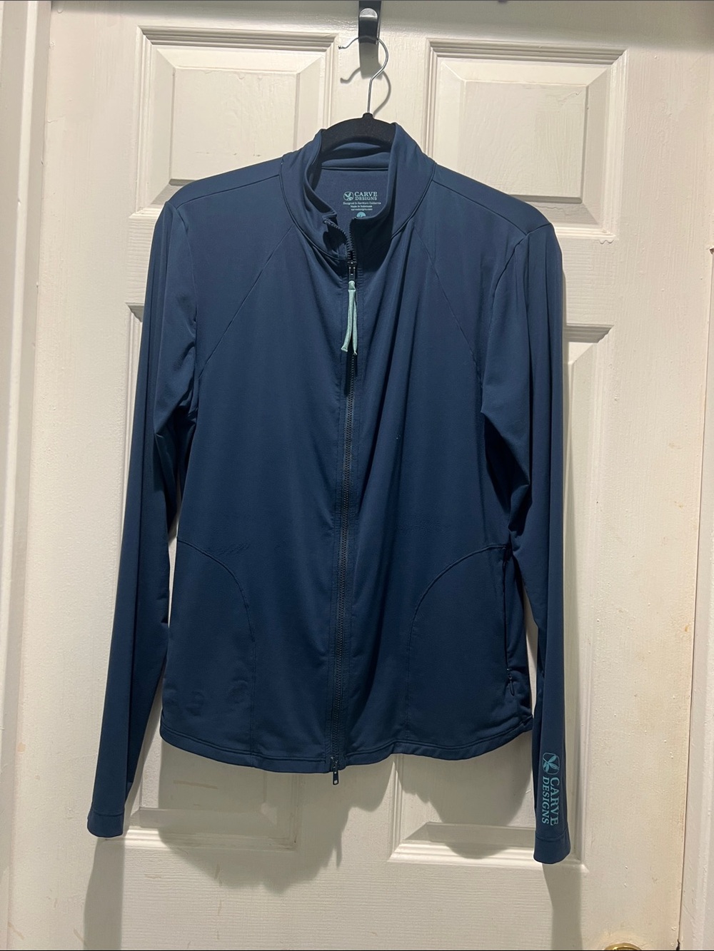 Carve Designs Navy Full-Zip Active Jacket with Mint Pull